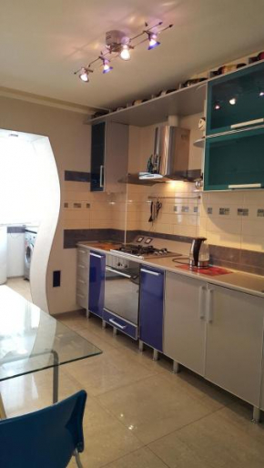 Apartment na Molodiezhnaia